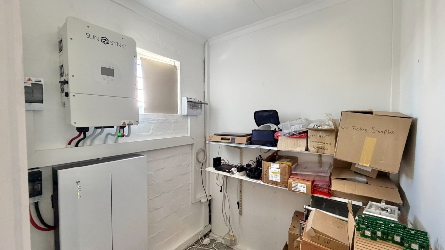 To Let commercial Property for Rent in Mall Interchange Western Cape